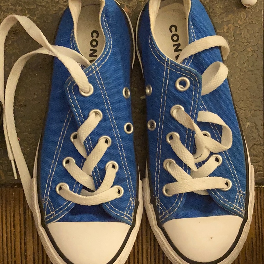 Little boy Converse shoes